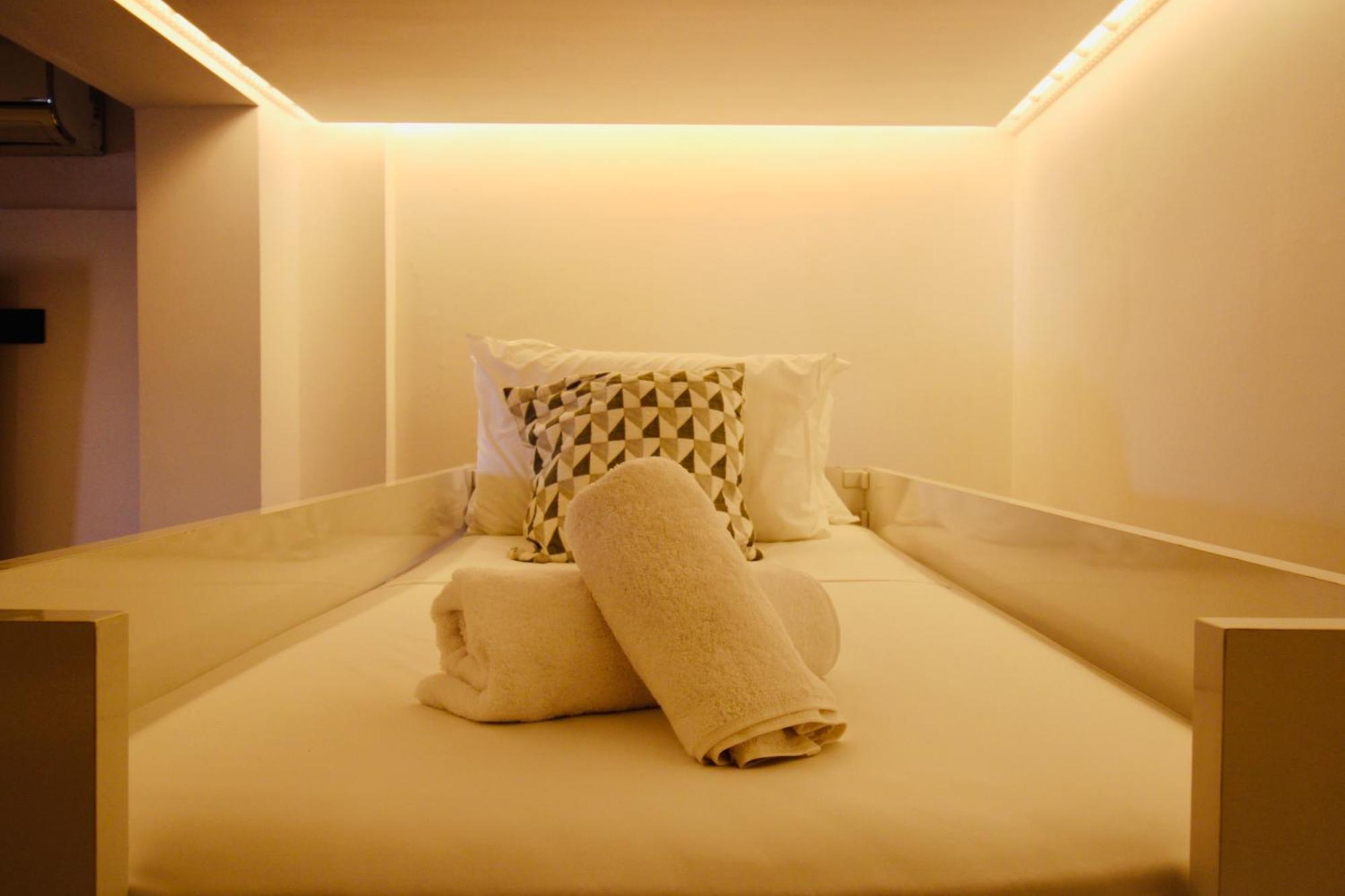 Illyrian Hotel Ксамил Екстериор снимка